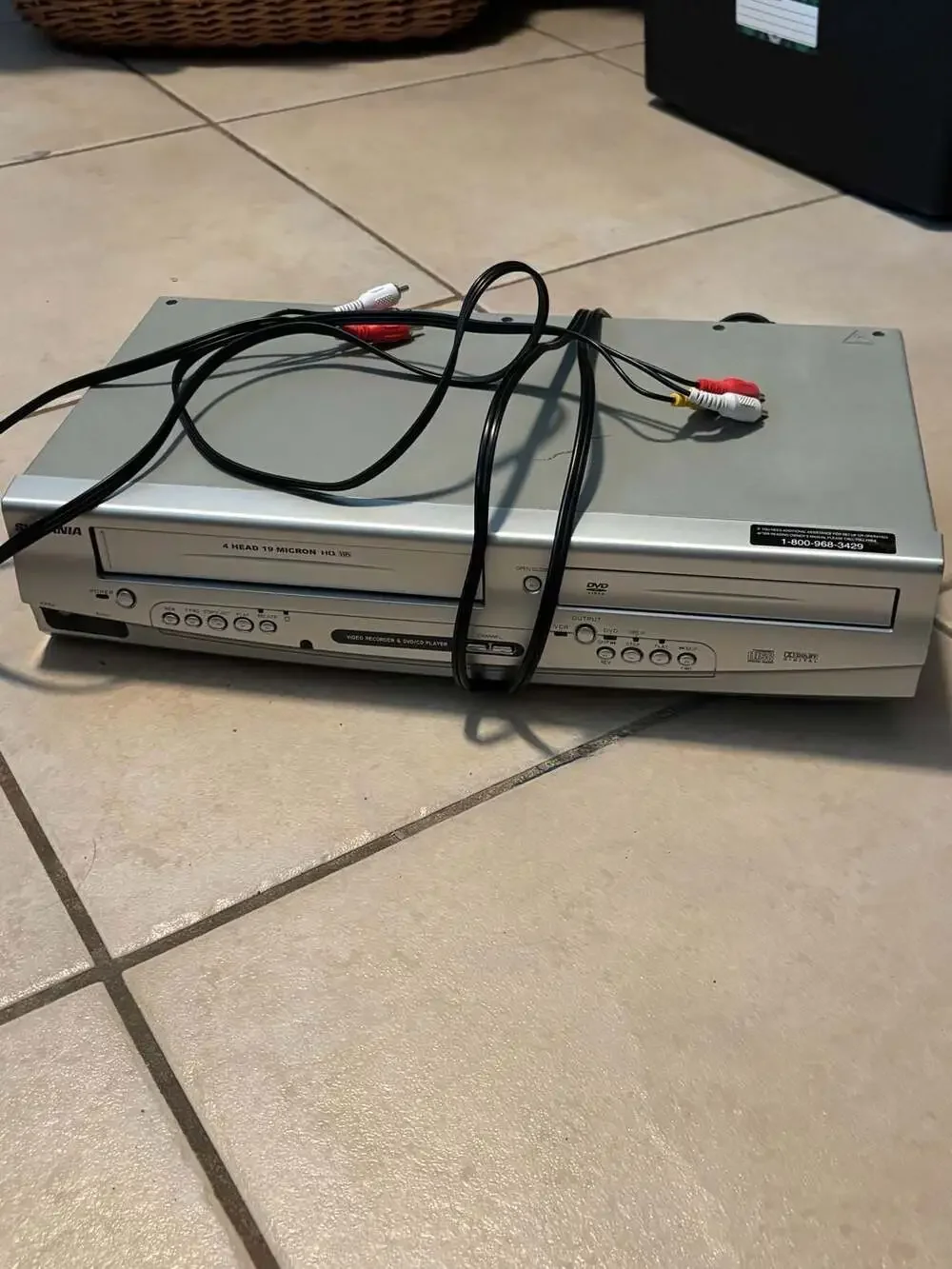 Tested & working Sylvania SRDD495 DVD/VCR Combo Player